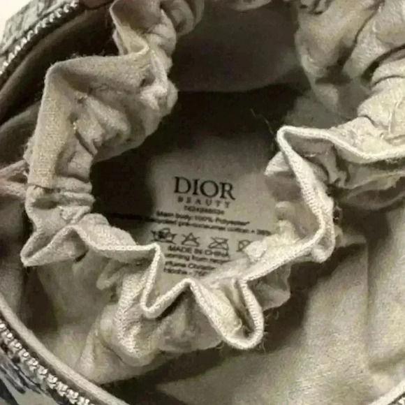 NEW DIOR Around The World Mini Round Zip Jewelry Travel Case Blue & White - Picture 5 of 6